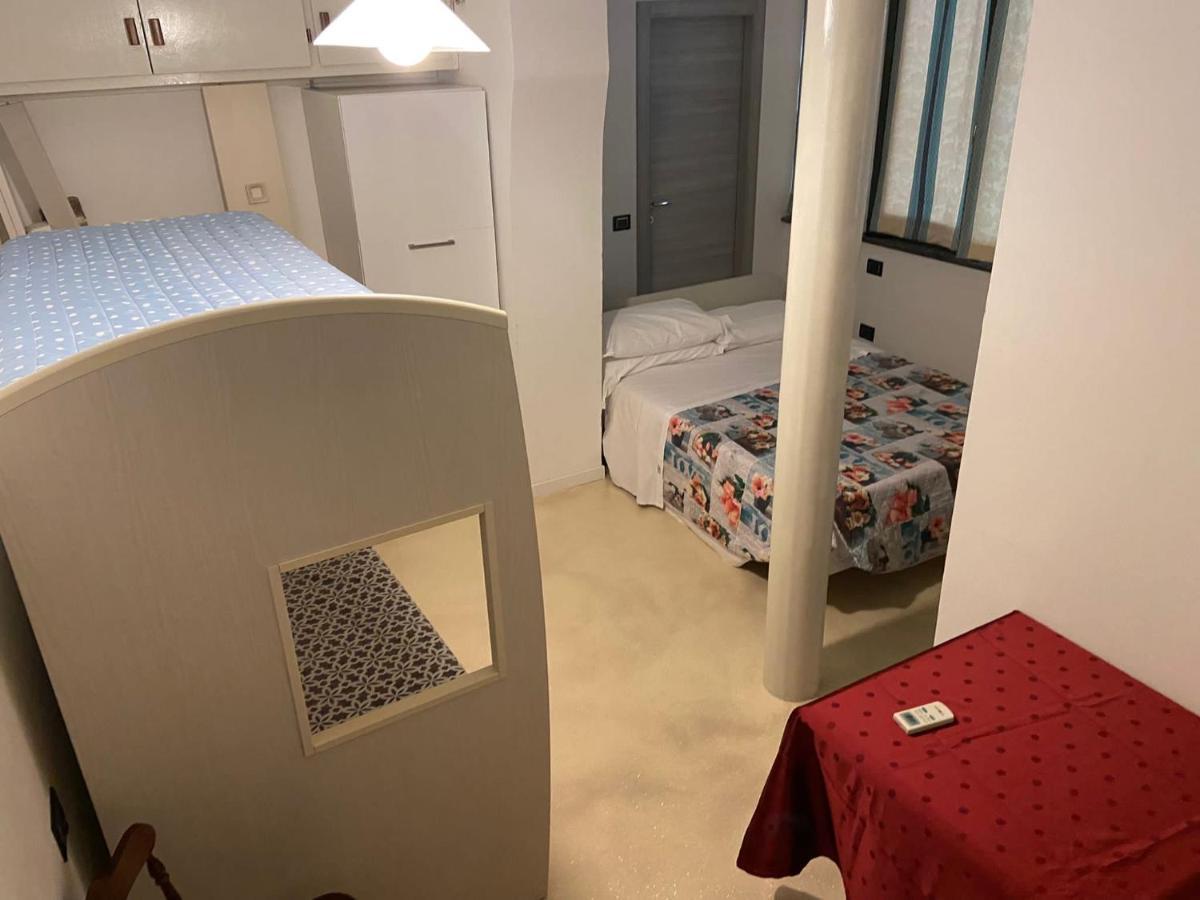 Macloud Pub B&B Sarnico Esterno foto