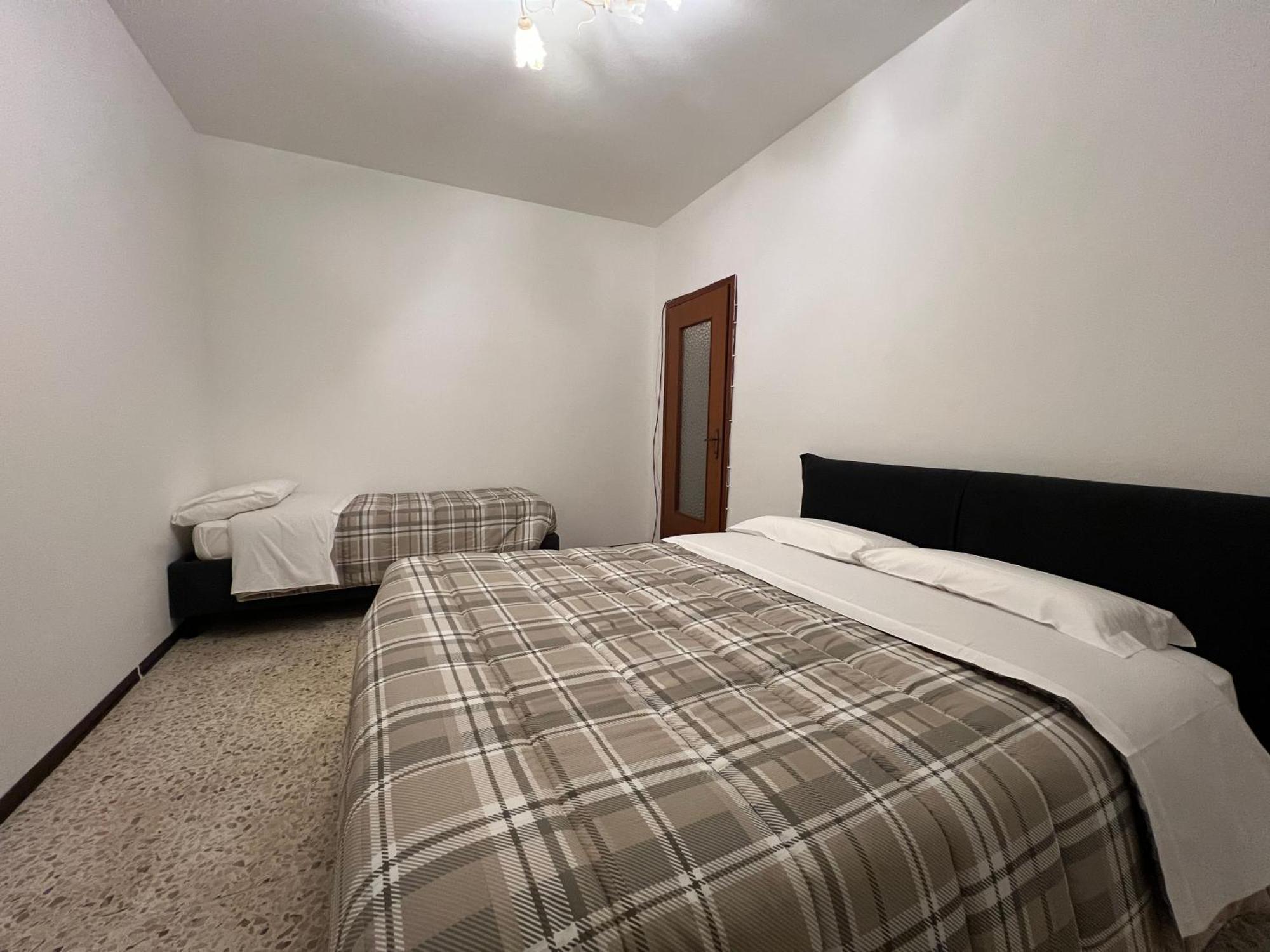Macloud Pub B&B Sarnico Esterno foto