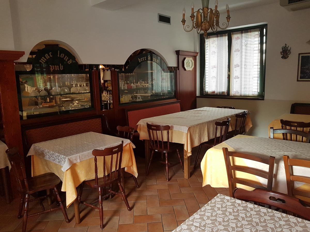 Macloud Pub B&B Sarnico Esterno foto